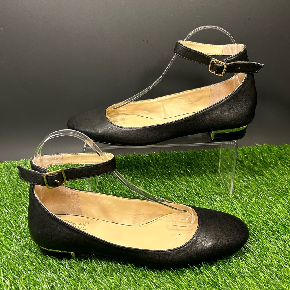 Vince Camuto Attera Flats Women's Size 8 M Black Leather Slip On Ankle Strap